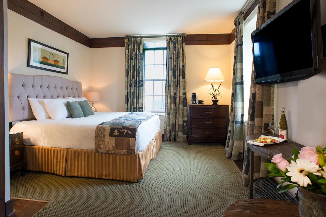 Millcroft Inn & Spa Village Of Alton ภายนอก รูปภาพ